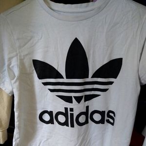 Adidas t-shirt